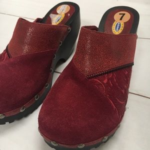 Dr. Scholl’s Red Clogs